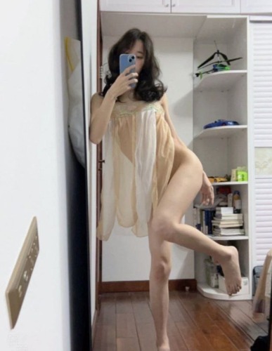 181152qmmc5m22c2hqcr3m.jpg