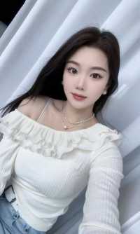 光明新区高挑气质女人可外出-明月