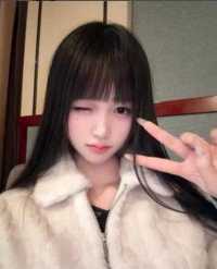 龙华共和新村妙龄女郎-七七